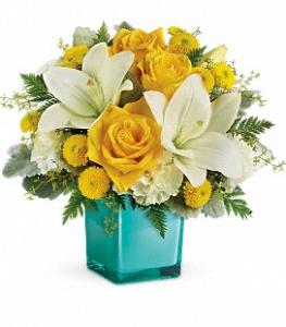 Teleflora's Golden Laughter Bouquet