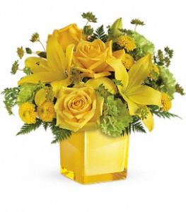 Teleflora's Sunny Mood Bouquet